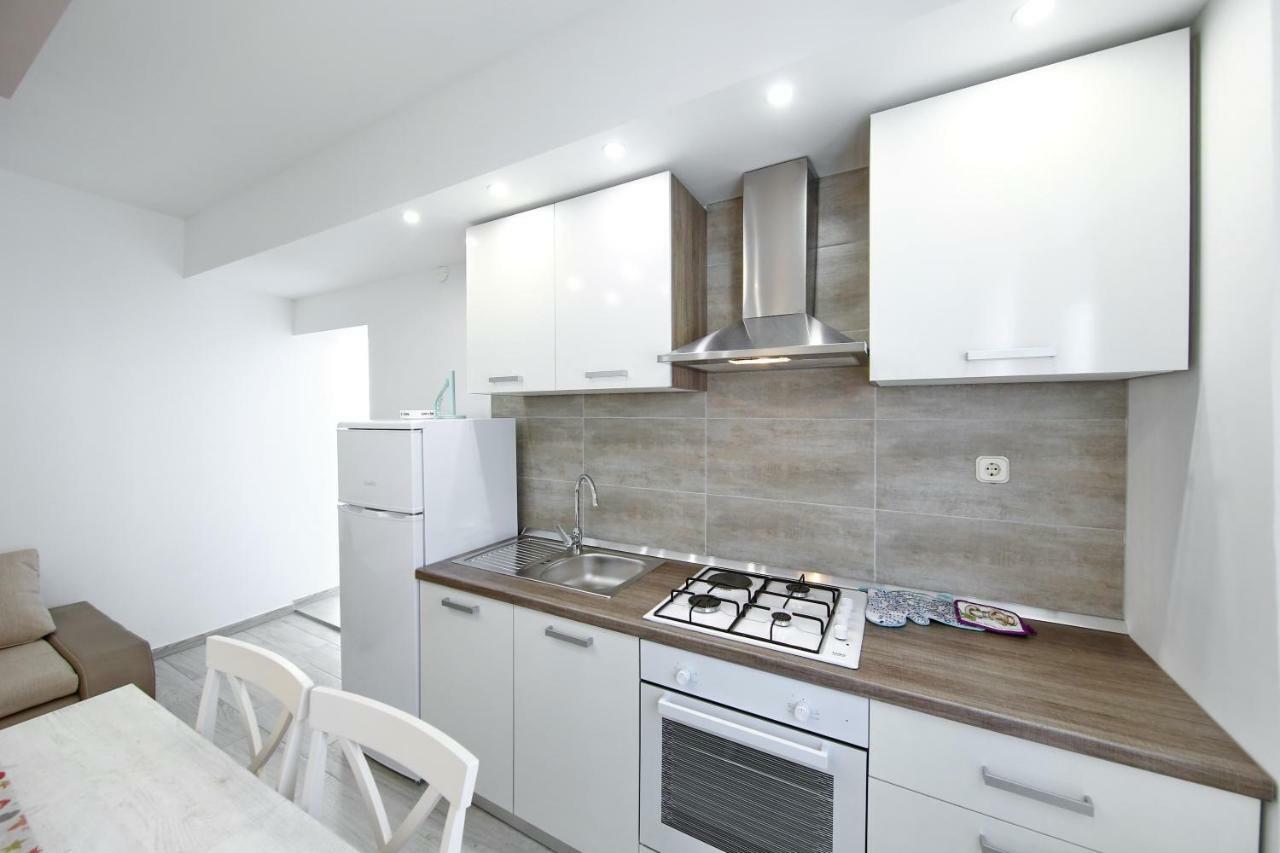 Apartma Nela
